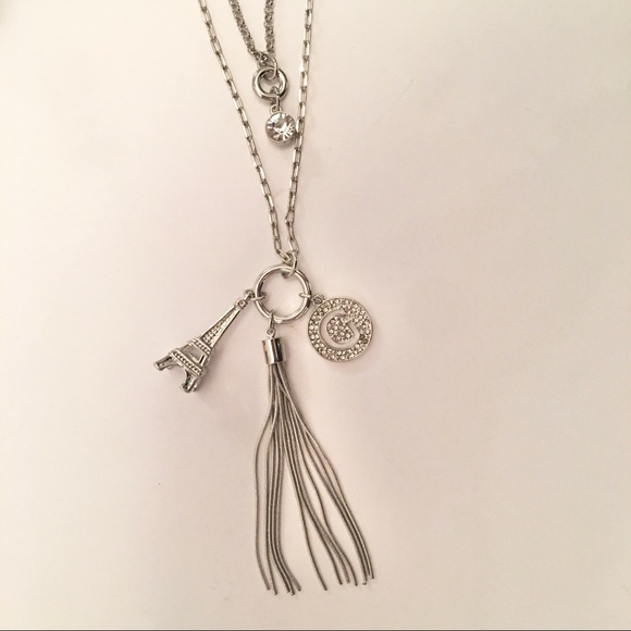 Guess Multi Layer Necklace SilverTone/ Rhinestone - Picture 5 of 8